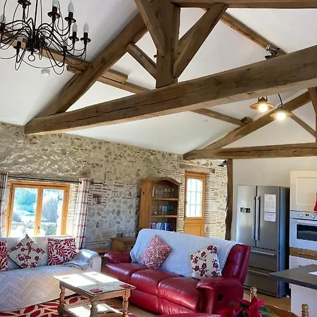 Lamamotte Gite Holiday Pinel-Hauterive
